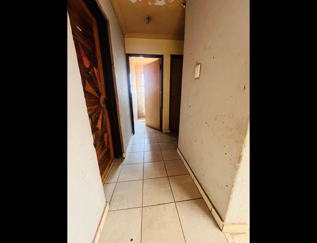 BUSINESS FOR SALE IN RONDEBULT